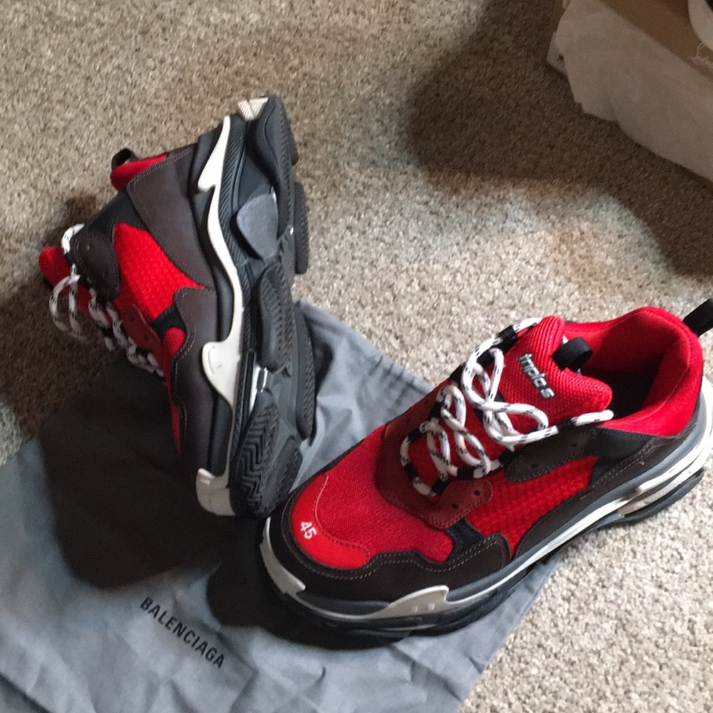 Shoes - Picture 2 of 2